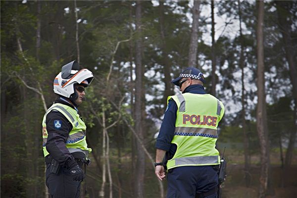 夢見法警是什麼意思