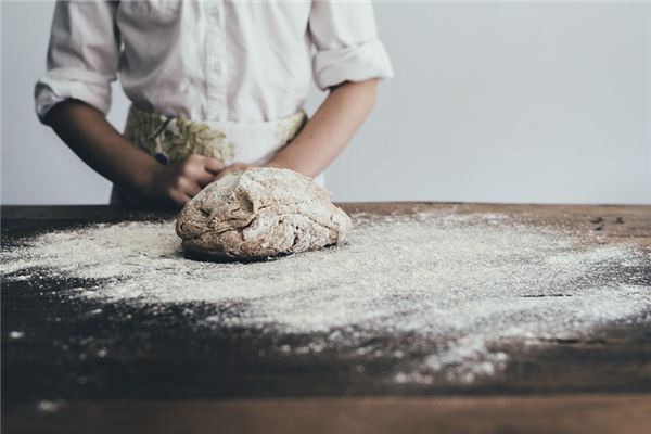 夢見發麪餅是什麼意思