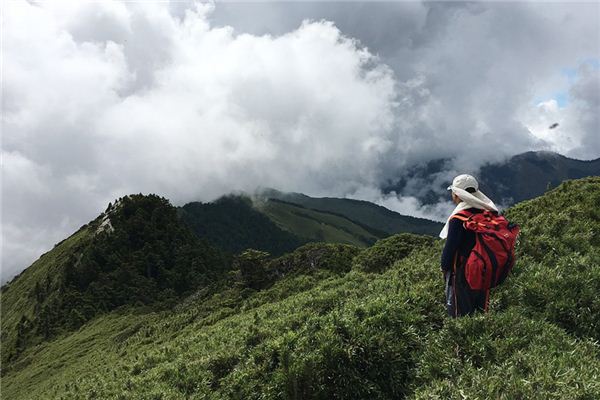 夢見自己爬坡是什麼意思