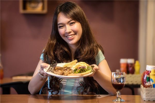 夢見請客喫飯是什麼預兆